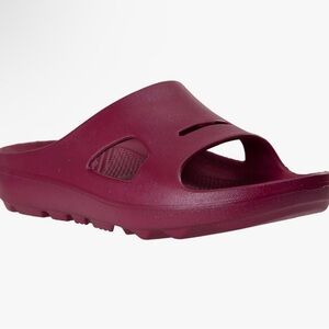 REVITALIGN Maroon Slide Sandals